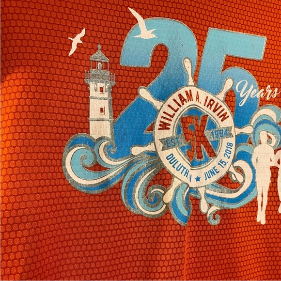 3/$15 Leslie Jordan William A. Irvine Running Shirt - Picture 5 of 5